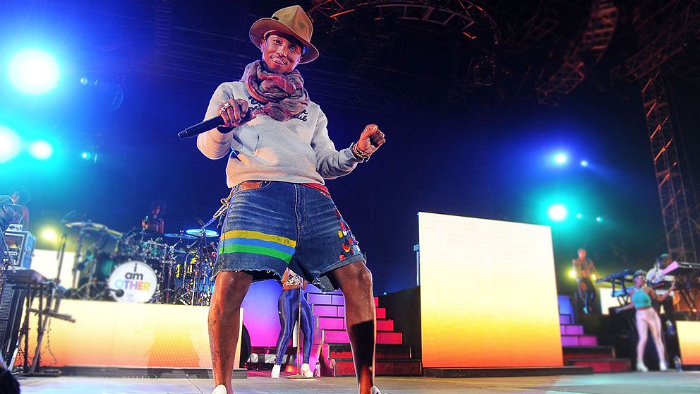 En av årets Coachella-artister är Pharrell Williams, som hade med sig mängder av gästartister på scen, bland annat Snoop Dogg, Gwen Stefani och P Diddy.