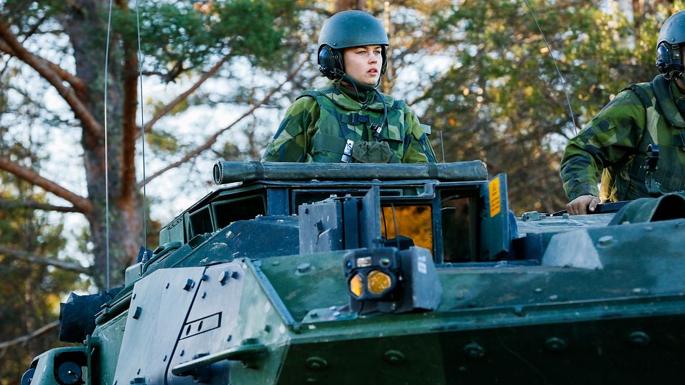Soldat på Norrbottens regemente i Boden inför Natoövningen Trident Juncture 18.