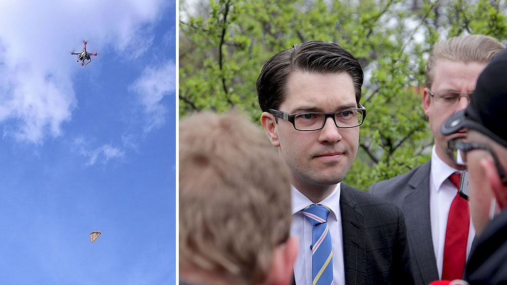 SD-ledaren Jimmie Åkesson utsattes för pizzaattack i Ronneby.