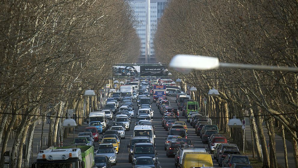 Bilar i kö i Stuttgart.