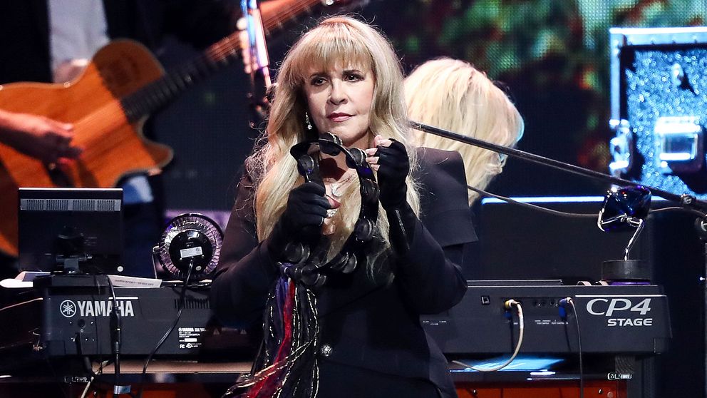 Stevie nicks under ett uppträdande med Fleetwood Mac.