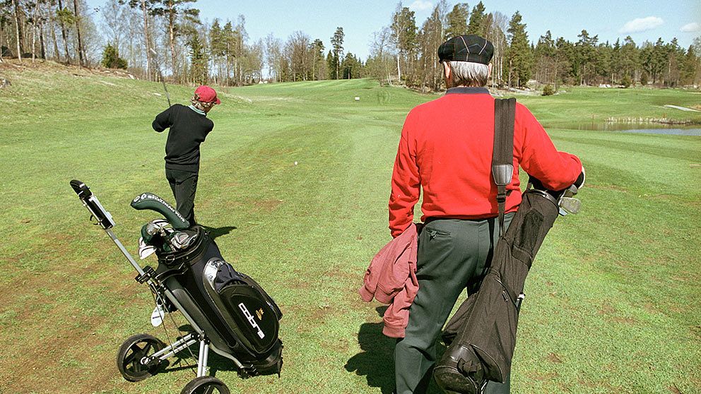 I en ny Sifomätning tycker en majoritet att pensionärer ska betala lägre skatt än de som jobbar.