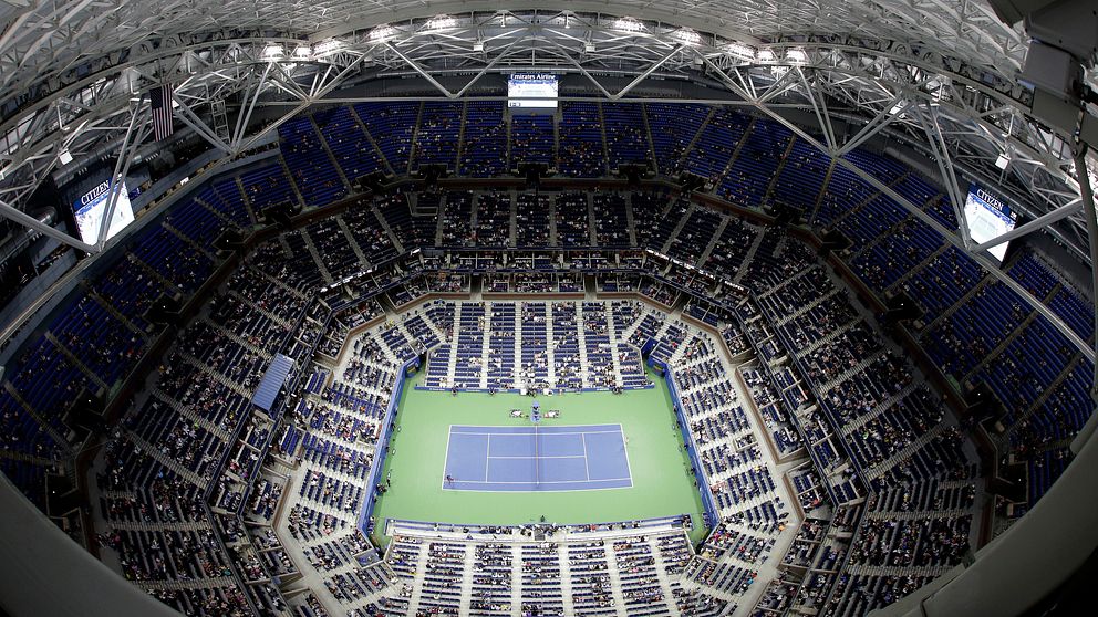 Matchfixningsskandal skakar om tennisvärlden. 28 spelare gripna varav en spelade US Open 2018. På bilden centercourten i US Open. Arkivbild.