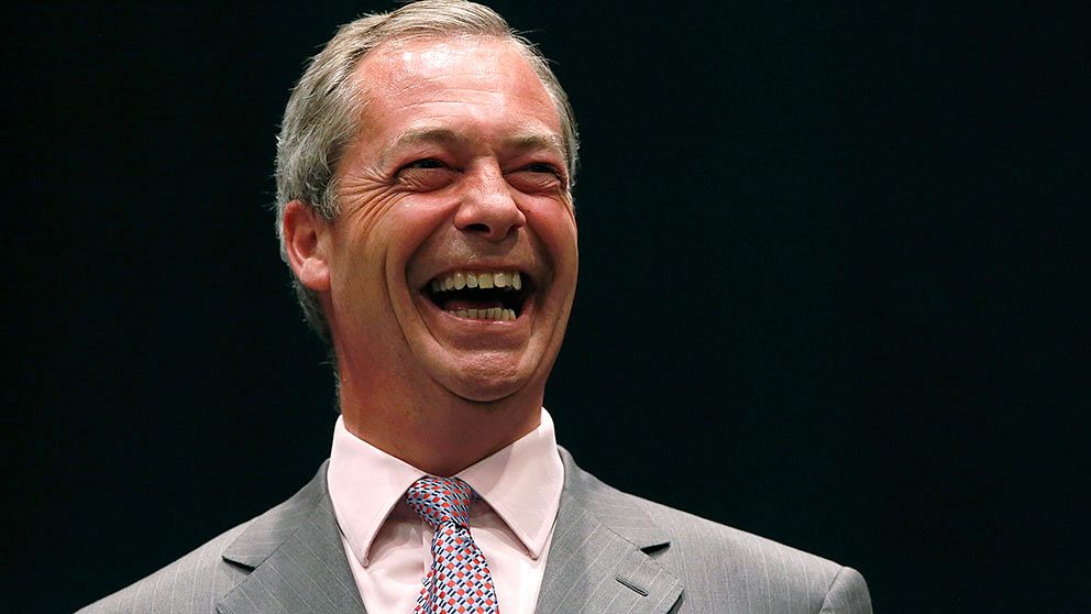 UKIP:s partiledare Nigel Farage är jublande glad över resultaten