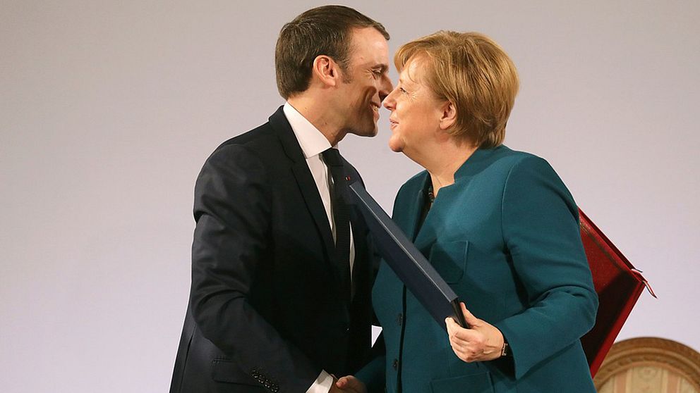 President Macron och förbundskansler Merkel vill fördjupa samarbetet mellan länderna vilket väckt kritik i Frankrike.