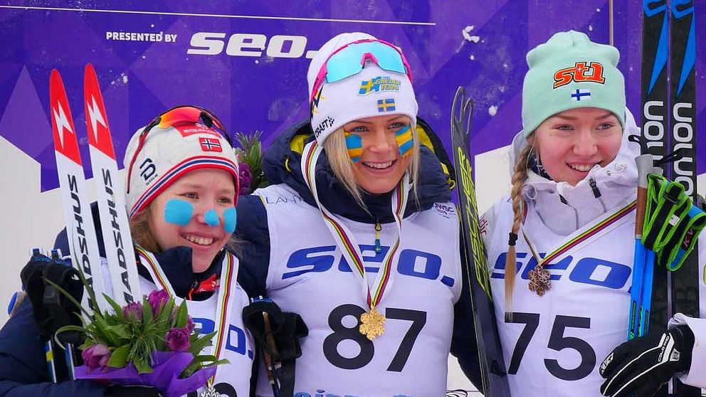 Frida Karlsson från Sollefteå tog guld i skid-VM för juniorer i finska Lahtis.