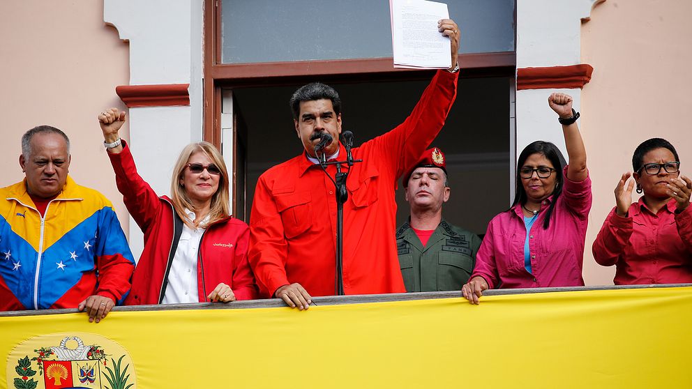 Venezuelas president Nicolas Maduro meddelar att landets relationer med USA fallit isär.