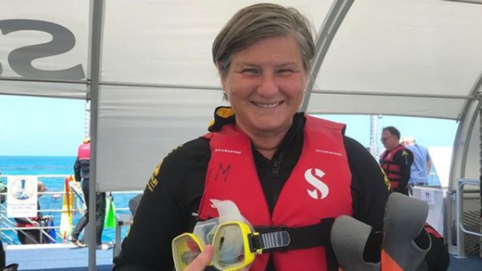 Under sin klimatsmarta resa i Asien snorklade Helen Tronstad vid Stora barriärrevet i Australien.