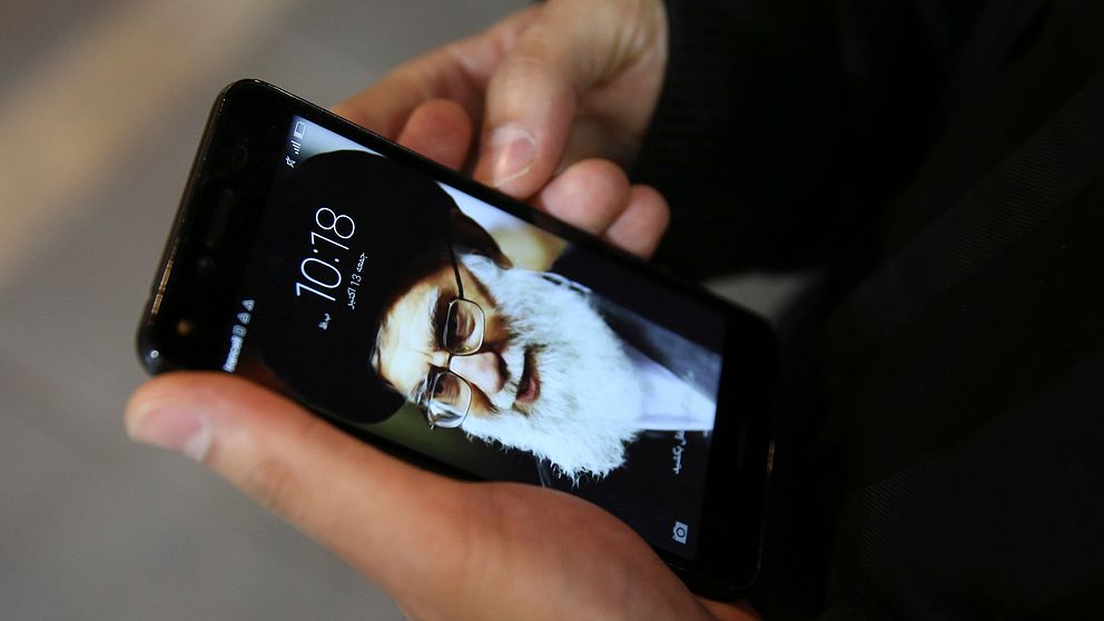 Irans högste andlige ledare Khamenei som skärmsläckare på en mobil.