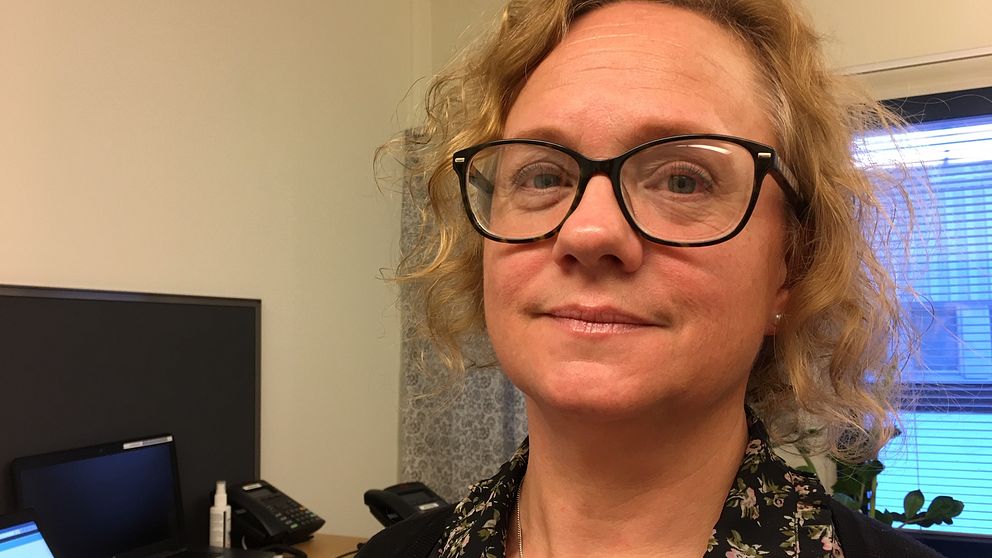 På bilden syns chefen för Laro-mottagningen på länssjukhuset i Sundsvall, Anna-Karin Rudberg.