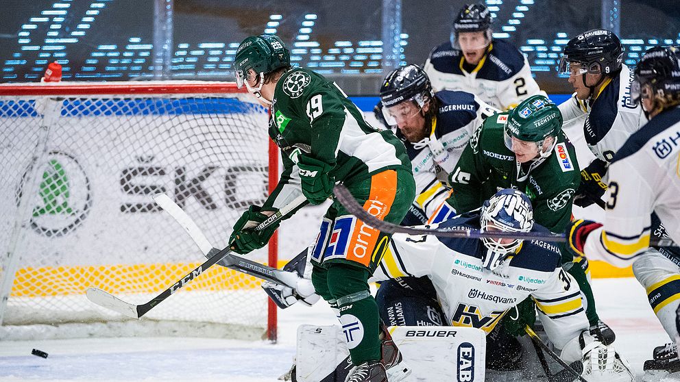 Oskar Steen gör mål mot HV71