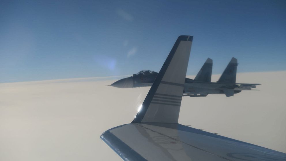 Rysk Su-27 stridsflygplan nära svenskt signalspaningsflygplan 19 februari 2019.