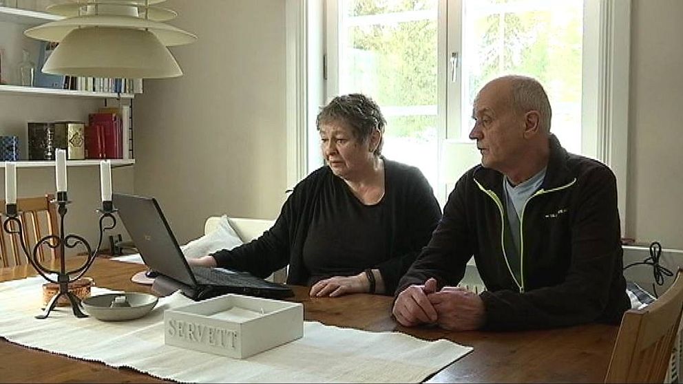 Britt-Marie och Peter Hellgren får ersättning för skadorna på sin värmepump av Eon.