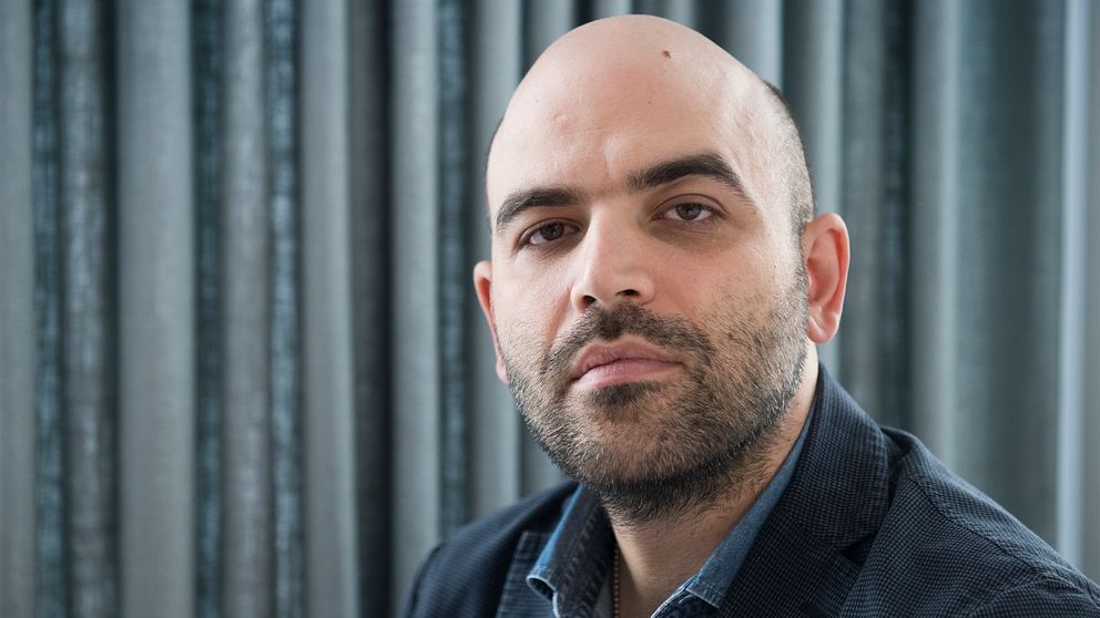 Den italienske författaren Roberto Saviano.