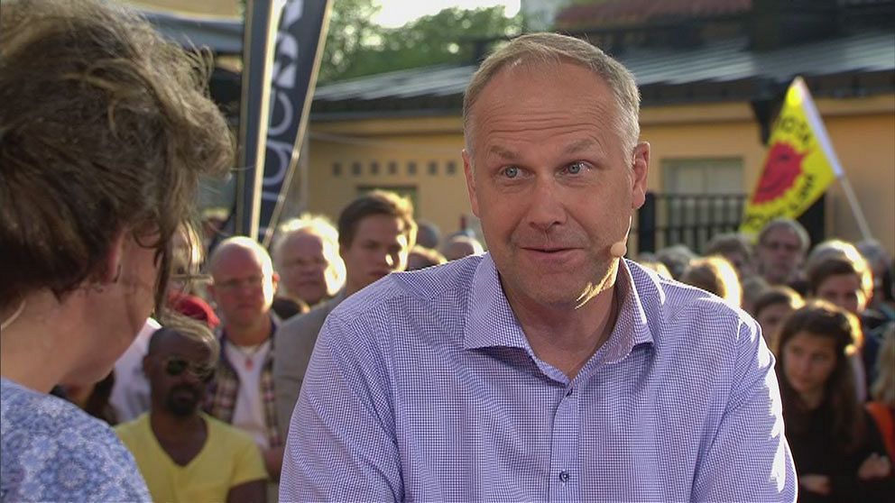 ”Skiter björnar i skogen?” blev Jonas Sjöstedts svar i SVT:s Debatt på frågan om han vet att SD det finns rasister i SD.