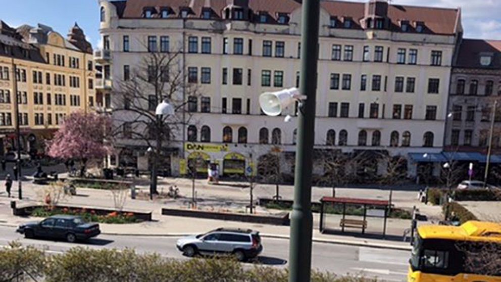 Malmöpolisen blir först i landet med att via högtalare skicka meddelande på offentliga platser.