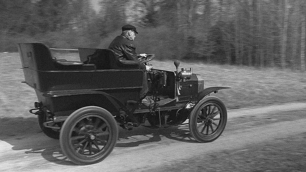 Sveriges nu äldsta körbara bil en VABIS 1903 från Surahammar.