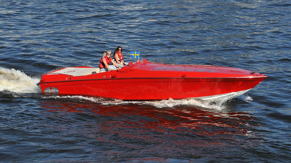 Motorbåt.