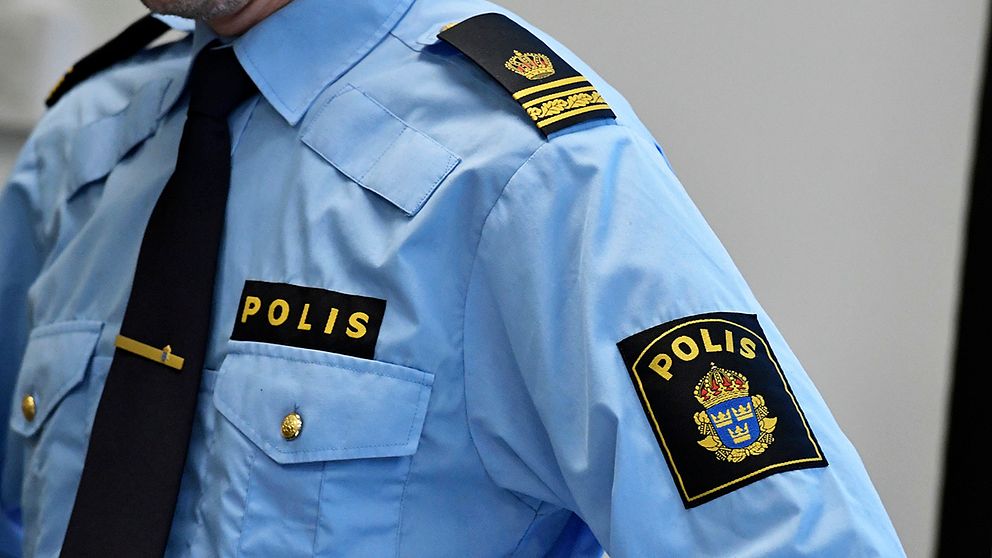 Polis