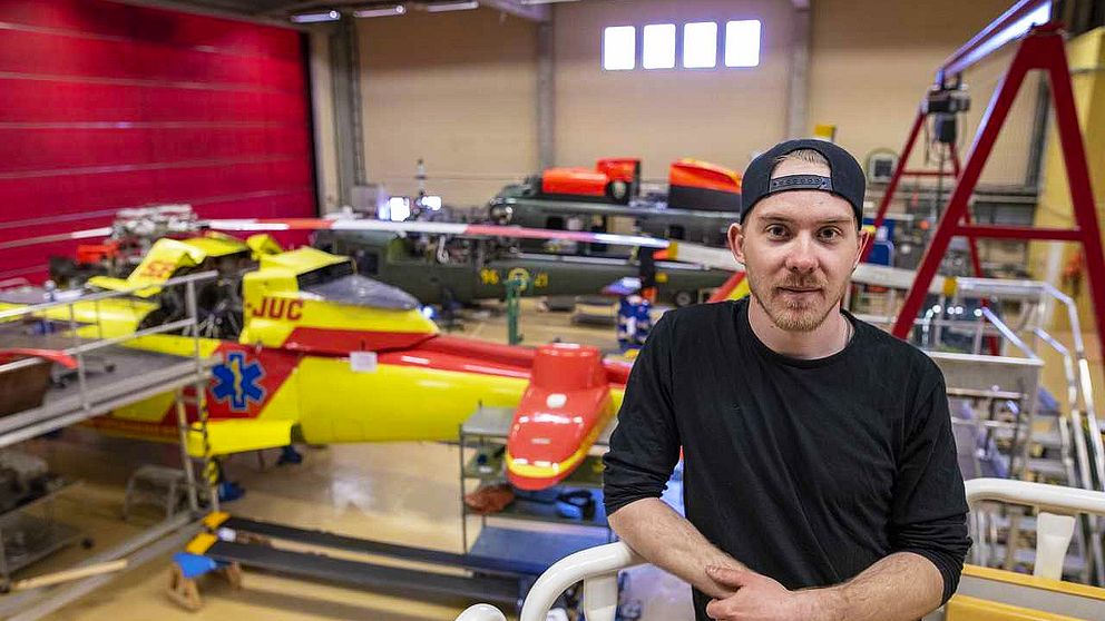 Max Johansson studerar på Nordiskt Flygteknikcentrum i Luleå och blir klar tekniker i juni. Han har redan erbjudits arbete som flygtekniker.