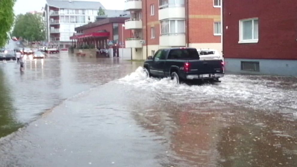 Översvämningar efter skyfall över Piteå i Norrbotten den 28 juli.