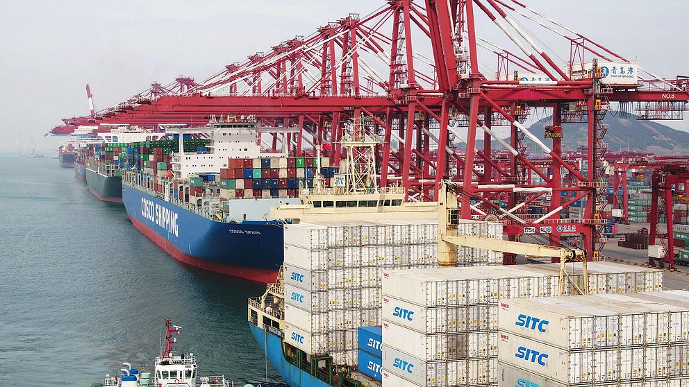 Containerfartyg i Qingdao i Kina.