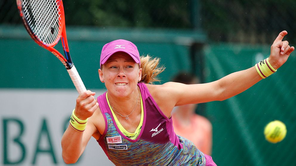 Johanna Larsson är vidare till tredje omgången i Nürnbergs WTA-turnering.