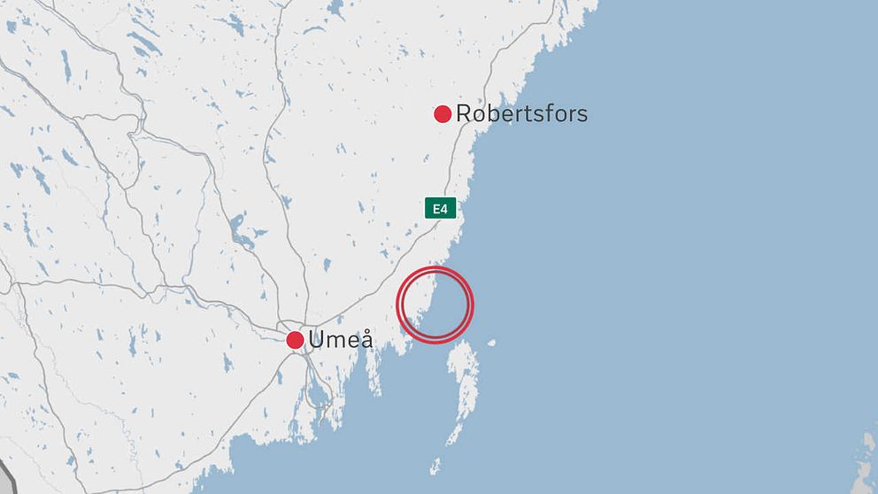 grafik-karta med platsen märkt, mellan Umeå och Robertsfors