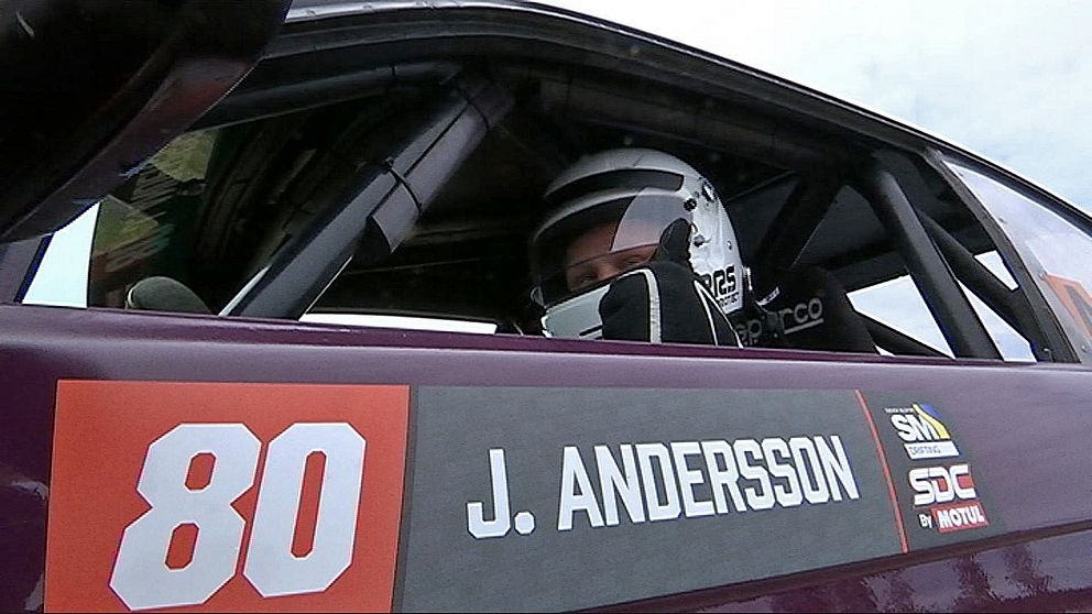 Johan Andersson, förare från Hälsingland deltar i Drifting-SM på Färila Raceway