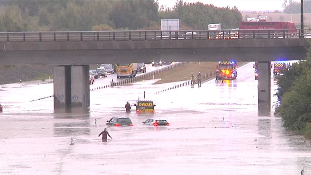 Det blev omfattande översvämningar i undergångar och andra lågt belägna platser när regnet vräkte ner över Malmö under morgontimmarna den 31 augusti.