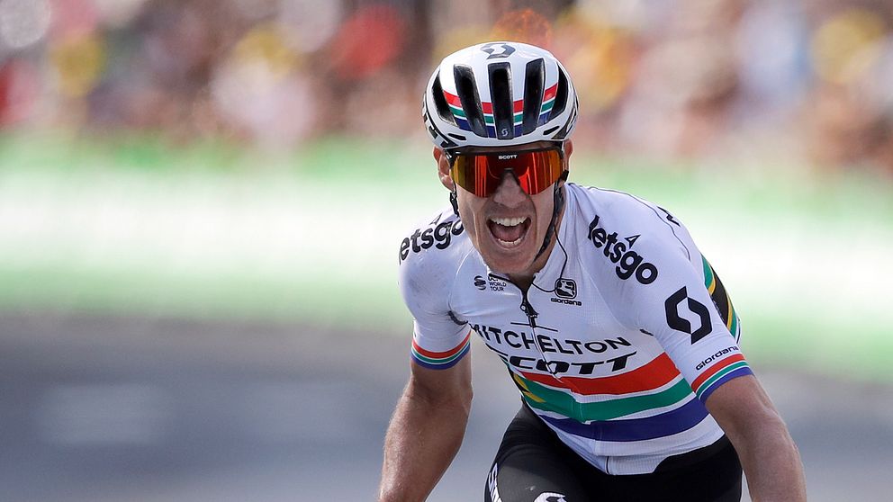 Daryl Impey var först över mållinjen på den nionde etappen av Tour de France.