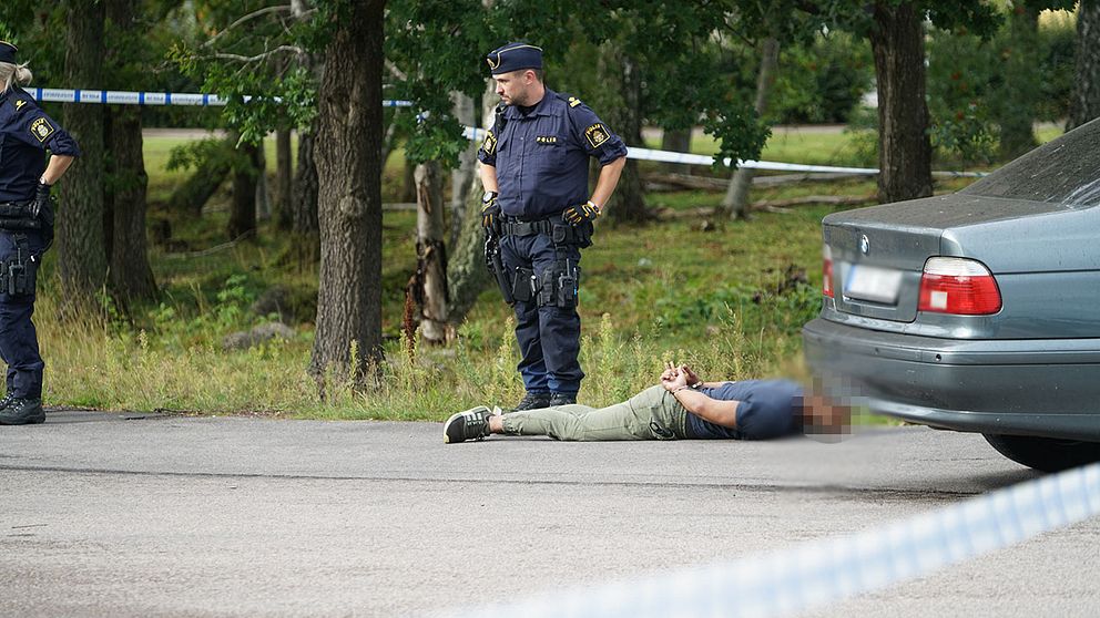 Flera personer greps efter ett bråk i ett industriområde i Växjö på tisdagen.