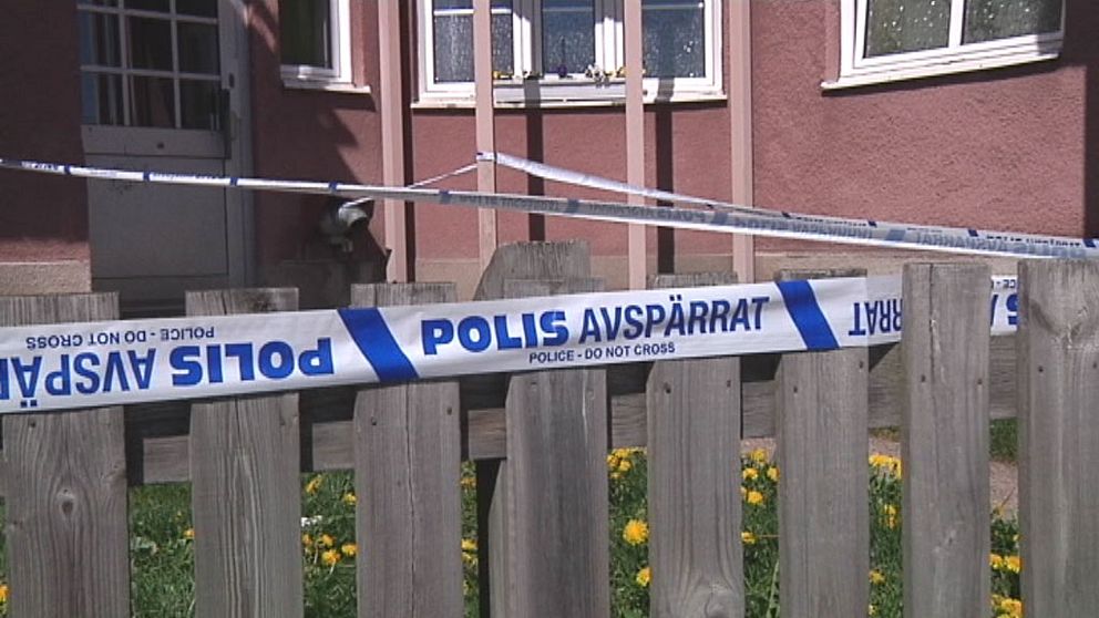 Åklagarens teori är att den åttaåriga flickan Yara i Karlskrona mördades med en brödkavel.