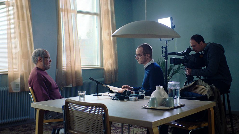 Scen ur filmen ”Quick” där Hannes Råstam intervjuar Thomas Quick