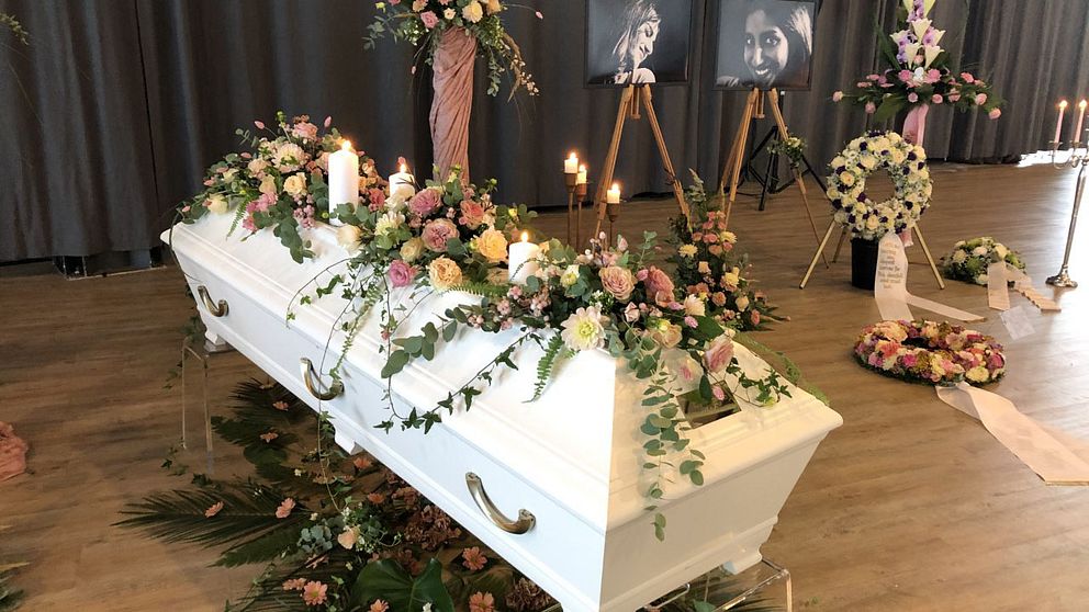 Karolin Hakims begravning.