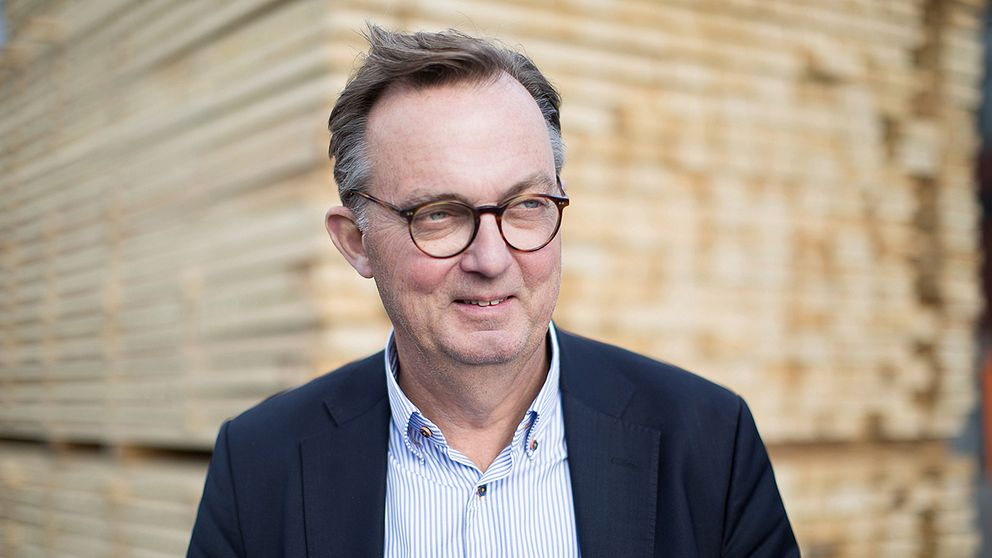 Santhe Dahl, tidigare storägare och vd i Sågverkskoncernen VIDA sålde förra året majoriteten av sina aktier i bolaget, till ett värde av 2,5 miljarder kronor, enligt Dagens Industri.