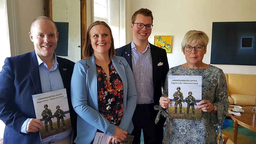 Härnösand kommunalråd Anderas Sjölander (S), regionstyrelsens vice ordförande Sara Nylund (S), Sollefteås kommunalråd Johan Andersson (C) och landshövding Berit Högman.