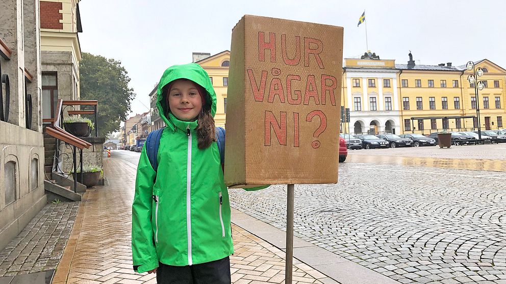 Iris Gedeborg, 9 år från Åhus, manifesterade under fridays for future.