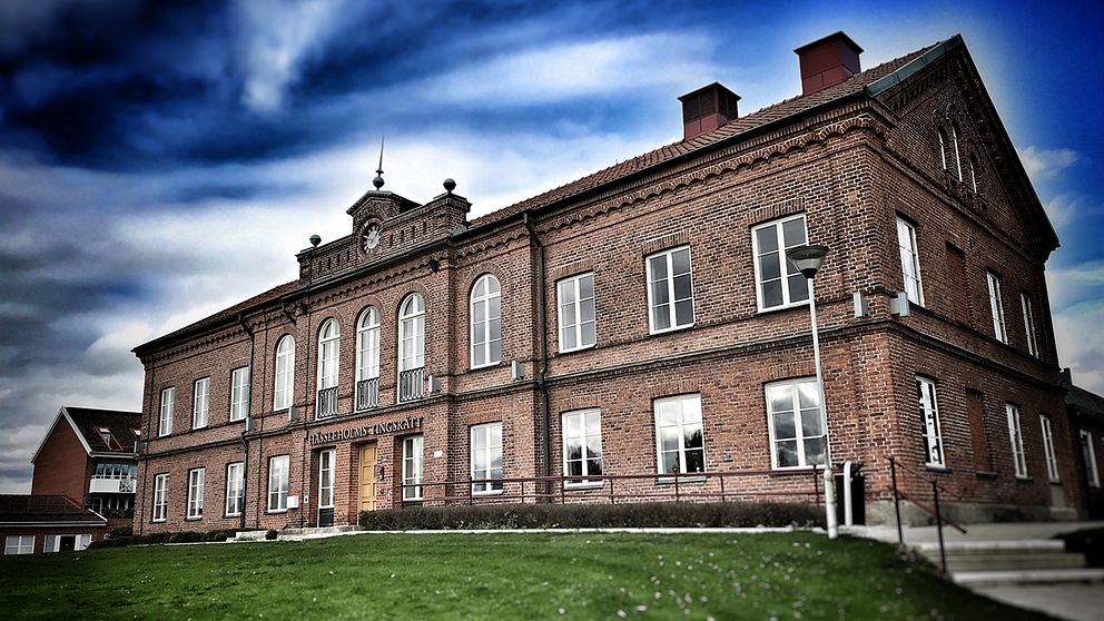 Häktningsförhandlingarna skedde i Hässleholms tingsrätt under fredagen.