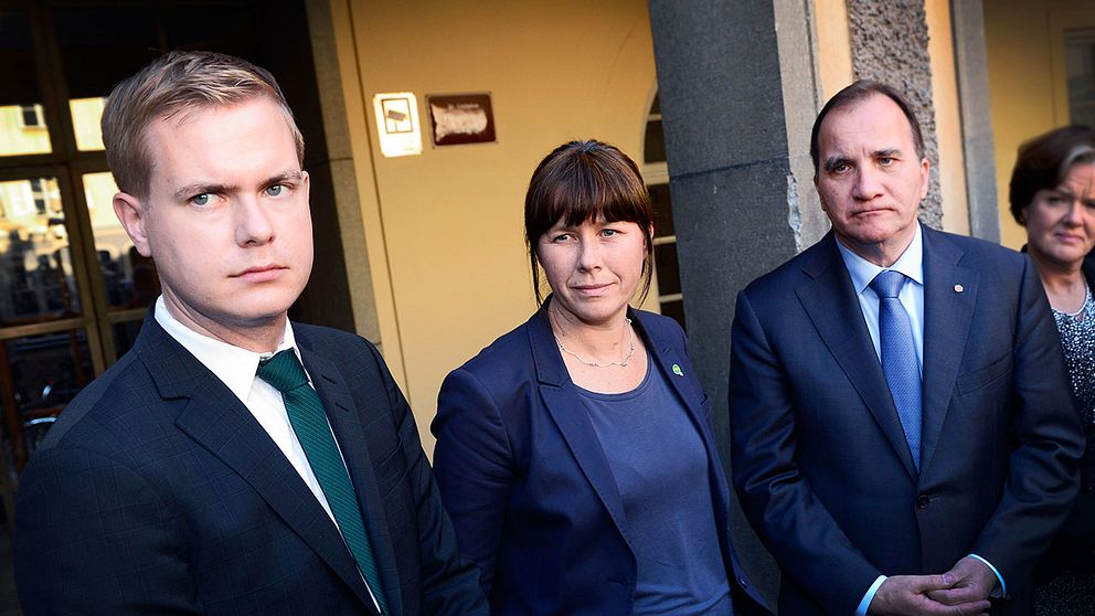 Gustav Fridolin och Åsa Romson, MP, och statsminister Löfven (S).