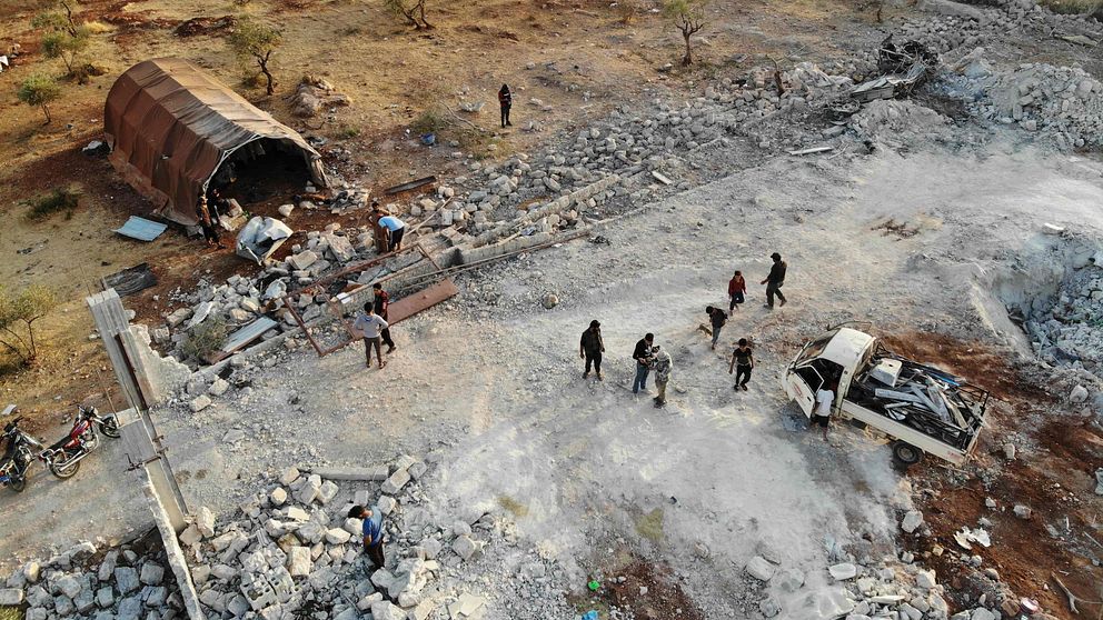 En flygbild visar platsen utanför Berisha som besköts av helikoptrar, enligt syriska människorättsobservatoriet.