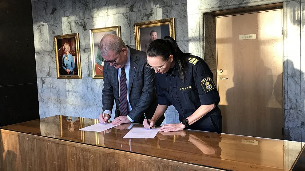 Minskad brottslighet och ökad trygghet. Det är målet med den överenskommelse som Västerås stad och Lokalpolisområde undertecknade under tisdagseftermiddagen.