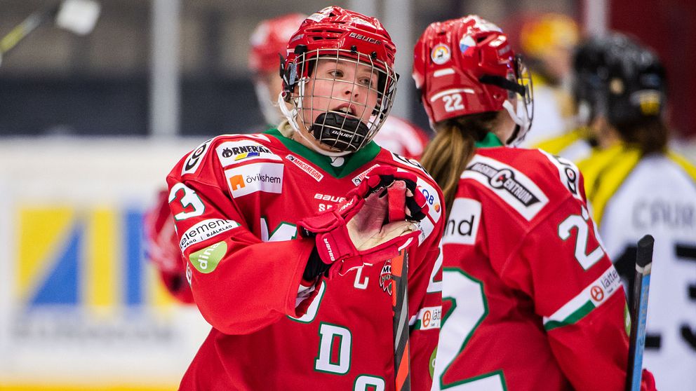 Modos Olivia Carlsson deppar efter 1-5 under ishockeymatchen i SDHL mellan Modo och Brynäs den 17 november 2019 i Örnsköldsvik.