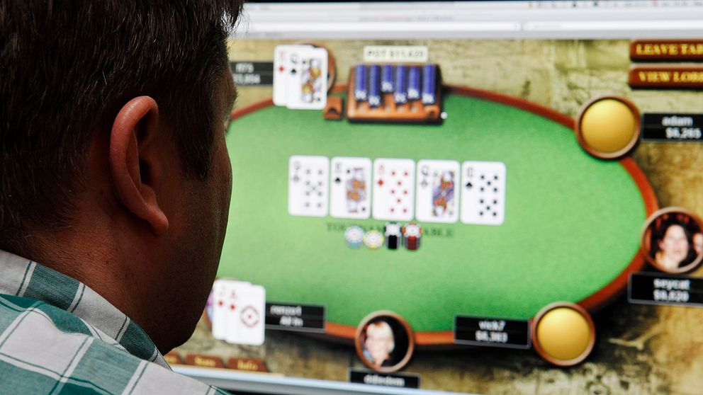 Bilden föreställer en man som spelar poker på nätet men som inte är den man som nämns i artikeln.