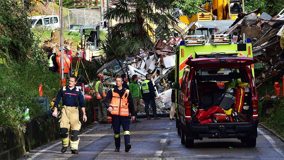 Två kvinnor i 30-årsåldern hittades döda i spillrorna av ett mindre våningshus i Davesco-Soragno, Schweiz.