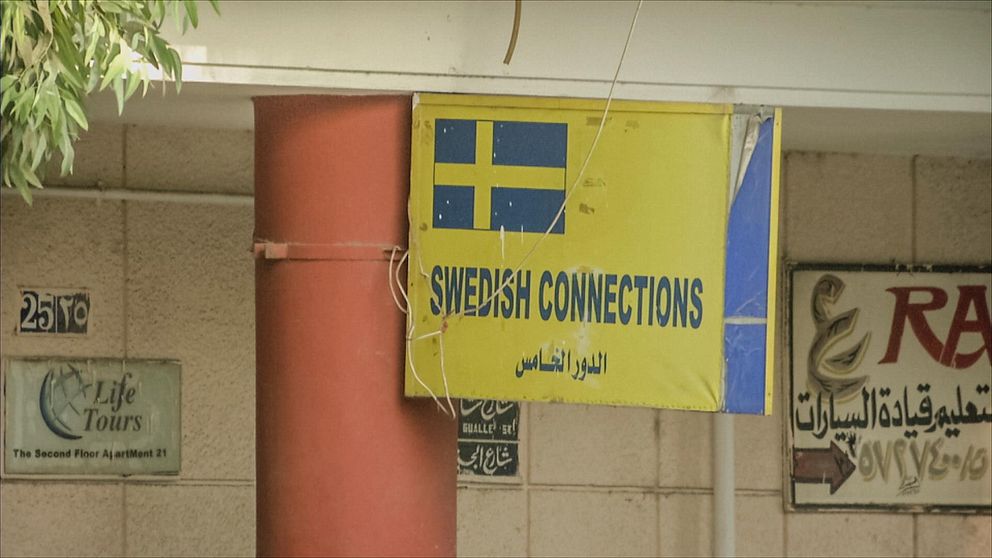 Uppdrag granskning spelade med en dold mikrofon in ett säljmöte på Swedish Connections kontor i Kairo.