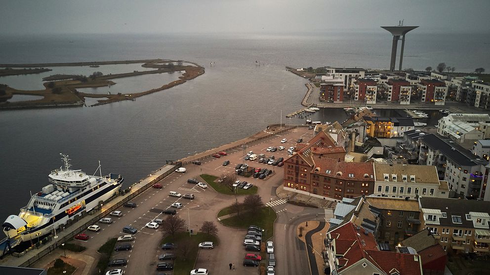 drönarbild av hamnen i Landskrona