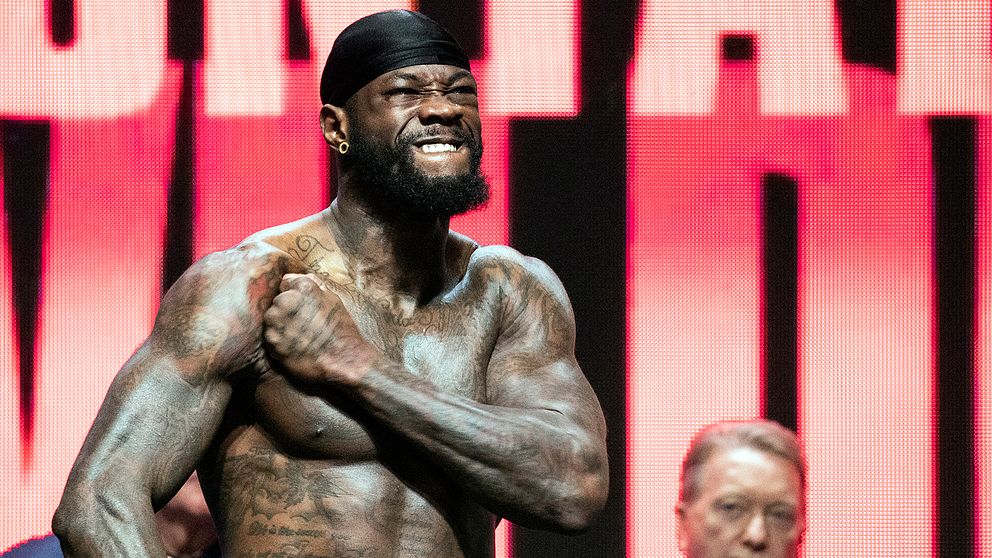 Amerikanske tungviktsmästaren Deontay Wilder vid nattens invägning i Las Vegas.