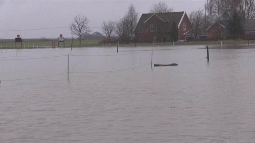 Rikligt med regn i Skåne den 21–22 december gav översvämningar, som här i Stehag (som bilden troligen är ifrån).