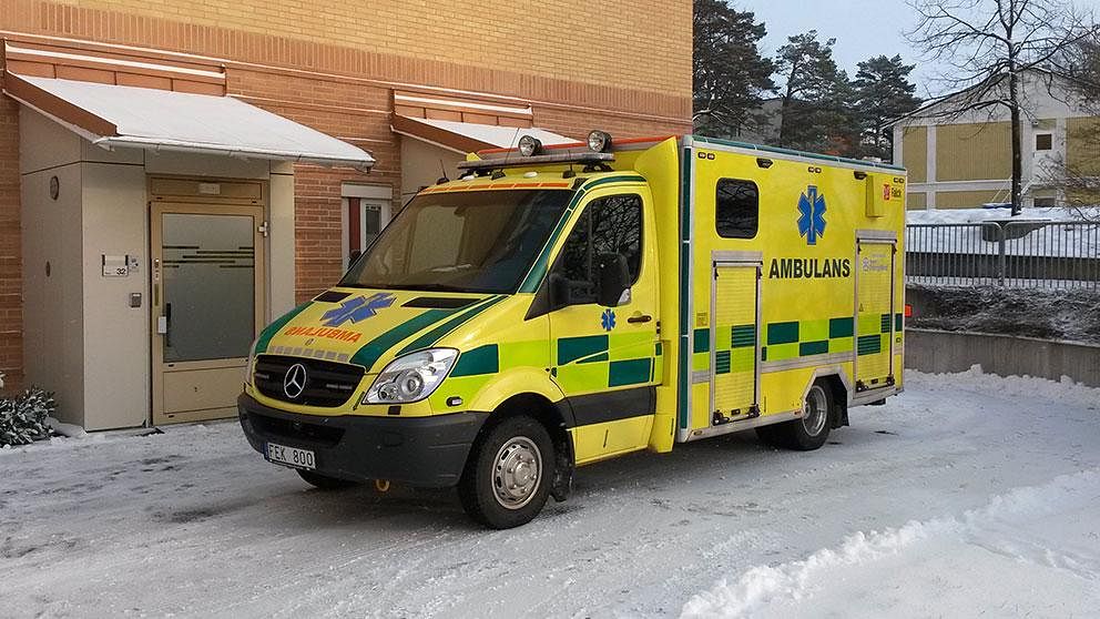 specialambulans ebola linköping universitetssjukhuset